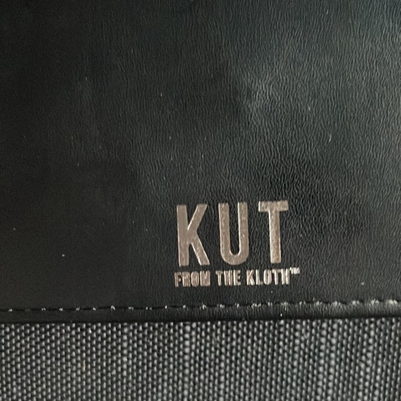 NEW Kut from the Kloth Slim Striped Wallet - Picture 5 of 7